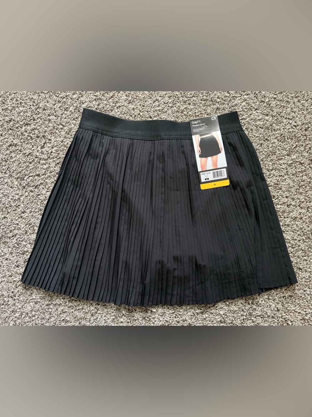 GapFit Pleated Skort